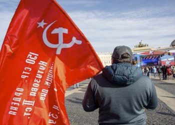 LETONIA. Al menos 26 arrestados por querer poner flores en un monumeto para celebrar el Día de la Victoria