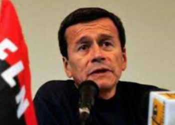 COLOMBIA. El ELN suspende las negociaciones con Petro por su lengua larga