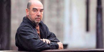 Santiago Alba Rico suplicó a los jóvenes para que no se abstengan; alguien le respondió de esta manera