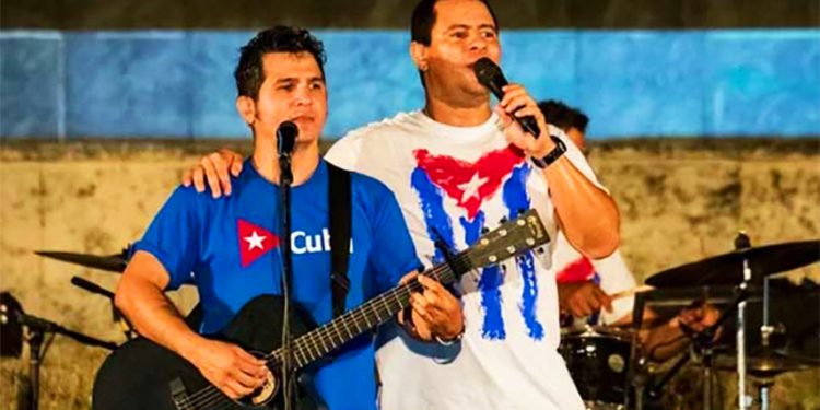 Ante los ataques de la contrarrevolución, solidaridad con el dúo cubano Buena Fe (se puede firmar el manifiesto)