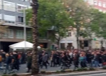 Una manifestación antifascista en Barcelona contra los Desokupas y que no vimos en TV