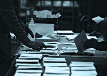 ÀLEX APPEL. La larga jornada electoral del fin de la clase media