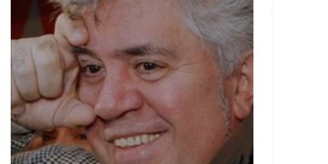 Almodóvar deja atrás Panamá y sus Papeles y acude a socorrer al gobierno