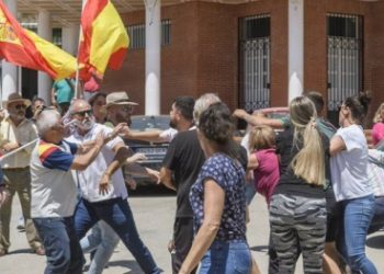 Provocadores al servicio de la clase dominante, llegaron a Marinaleda a humillar a sus vecinos y recibieron en parte la respuesta que merecían.