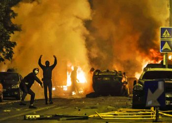 FRANCIA. Al menos 600 personas detenidas por las protestas tras el asesinato de Naël