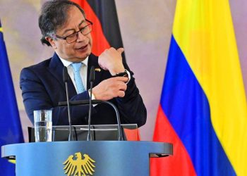 Petro transmite su “preocupación” por el auge fascista en Europa desde una fundación socialdemócrata alemana