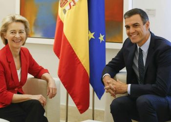 LUCAS BRETT. El coste de la deuda pública supera el doble del gasto en sanidad, educación y vivienda