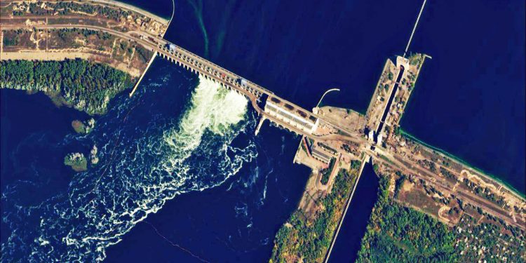 UCRANIA, no Rusia, fue quien destruyó la central hidroeléctrica de Kajovka
