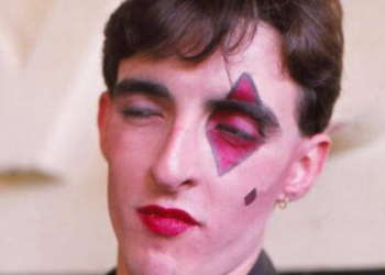 Ramoncin, el rey del Pollo frito, te explica qué es la izquierda venerando a Sánchez