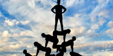 Pero, ¿esto no era «Culto a la personalidad»? El yolandismo para despistados