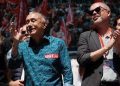Los sindicatos del régimen, CCOO y UGT, quieren que siga Sánchez y llaman «de izquierdas» al gobierno saliente