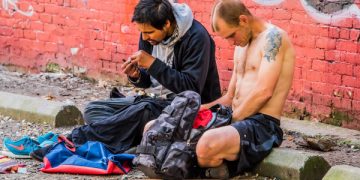 Tras causar estragos y convertirse en una pandemia en EE.UU, la llamada «droga zombie» llega a Europa. (Ojo, imágenes duras)