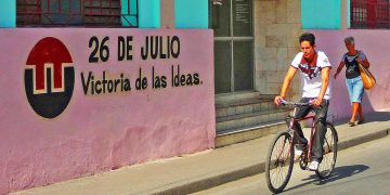 FIDEL CASTRO RUZ. Los que perseveran triunfan