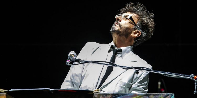 Responden al converso Fito Páez por sus patrañas contra Cuba