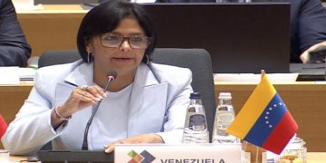 Cumbre UE-CELAC: Latinoamérica desnuda al emperador europeo