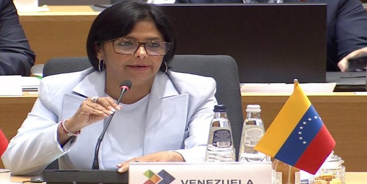 Cumbre UE-CELAC: Latinoamérica desnuda al emperador europeo