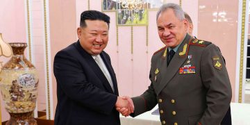 RPDC. Serguéi Shoigú y Kim Jong-un mantuvieron un encuentro oficial en Pionyang
