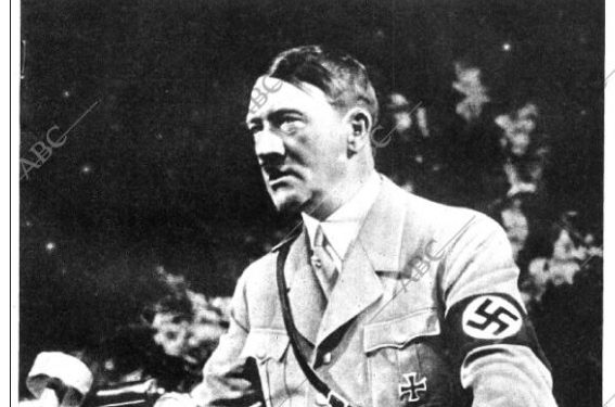 El Borbón entrega los premios del ex diario franquista ABC pero ahora demócrata