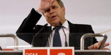 ¿Se acuerdan de Carmona, tertuliano y candidato del PSOE? Caramba con el «progre».