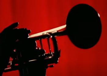 Un grupo de rock antifascista responde a «Desokupa» por usar esta canción