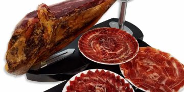 El PP preocupado porque no hay cortadores de jamón entre los parados (sic)