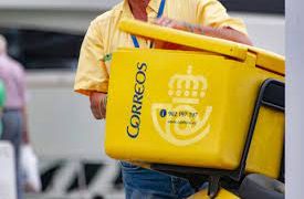 Los líderes de UGT y CC.OO en Correos elogian a Feijóo