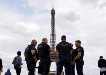 FRANCIA. Los diputados votarán un proyecto de ley que permitiría a la policía espiar a través de teléfonos