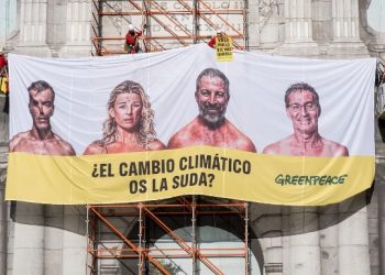 Los padres y madre del 23J, sudando