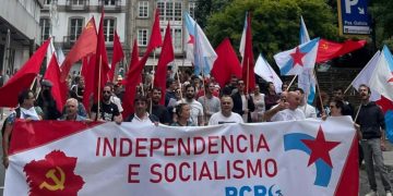 25 de Xullo, Día da patria galega; miles lo celebran por las calles de Compostela