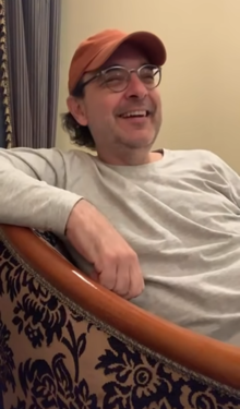 UCRANIA. Periodista chileno-estadounidense denuncia torturas en su detención