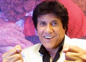 En ausencia de Georgie Dann, Puigdemont y Rubiales toman el relevo veraniego