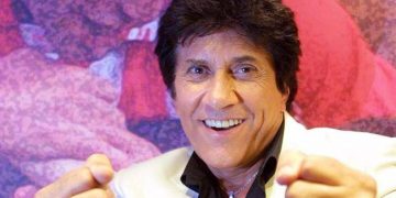 En ausencia de Georgie Dann, Puigdemont y Rubiales toman el relevo veraniego