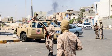 LIBIA. Sigue el caos y la violencia extrema entre bandas pro-occidentales por el control de las materias primas