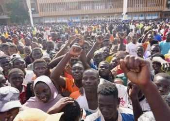 NIGER. Miles de personas se presentan voluntarias para defender al nuevo gobierno antimperialista