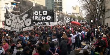 ARGENTINA. Miles de personas se movilizaron para pedir alimentos para los comedores populares