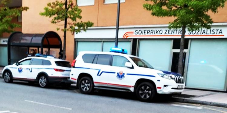 La Ertzaintza ha intentado desalojar el Centro Socialista del Goierri sin presentar orden judicial
