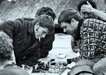 RED ROJA. Esquema para la intervención comunista en el movimiento obrero y sindical