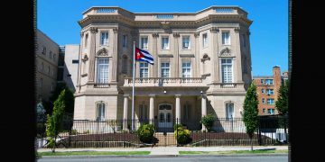 EE.UU. Atentan contra la Embajada de Cuba en Washington