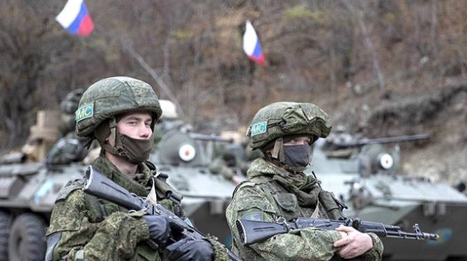 PABLO MARTÍ. (Armenia-Azerbayán) Jugar con fuego