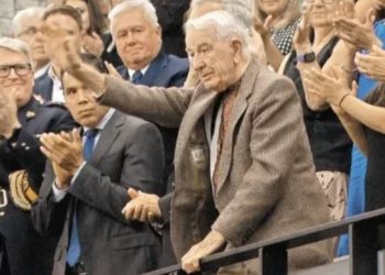 Descubren que el nazi ovacionado en Canadá vivió muchos años con total impunidad en un país europeo