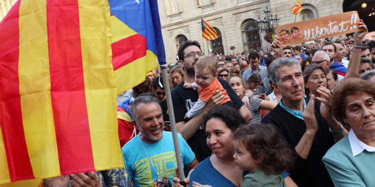Ante la Diada del 11 de septiembre la ANC publica un Comunicado criticando la actitud servil de Junts y ERC