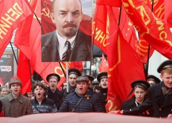 El PP confirma que Pedro Sánchez es la URSS (es literal, no se rían)