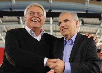Felipe González y Alfonso Guerra reafirman sus simpatías con el PP y Vox