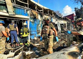 Fue Ucrania, no Rusia, quien disparó el misil que mató a 16 civiles en un mercado en Donbass (vídeo)