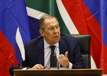 El Ministro de Exteriores de Rusia, Serguéi Lavrov, explica qué está pasando en África