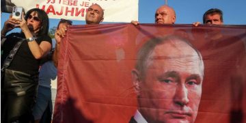 BOSNIA. Manifestación con banderas rusas pidiendo ser parte de Serbia