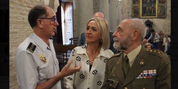 La España vacía (de cerebro) se llena de héroes: Blas Piñar hijo, la Virgen, el PP y Vox