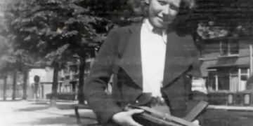 Homenaje masivo a Hannie Schaft, la heroica militante comunista holandesa