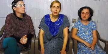 Detenidas israelíes envían un contundente mensaje a Netanyahu en este vídeo difundido por Hamás