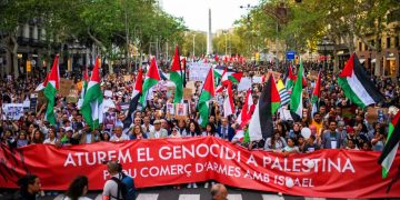 Barcelona: 70.000 personas se manifestaron contra el genocidio israelí al pueblo palestino